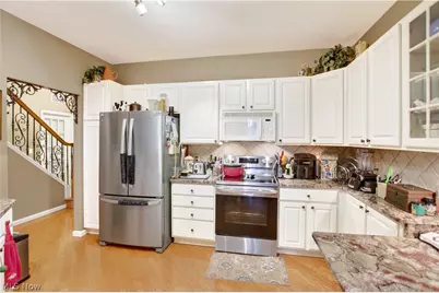 33253 Fairport Drive, Avon Lake, OH 44012 - Photo 18