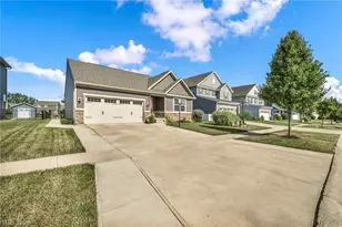 9239 Nash Ln, North Ridgeville, OH 44039 - Photo 4