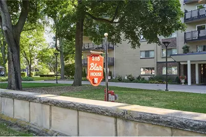 255 N Portage Path #216, Akron, OH 44303 - Photo 18