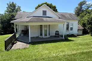 317 W Cross St, Summerfield, OH 43788 - Photo 2