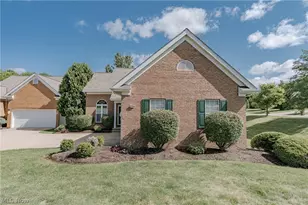 480 Glen Hollow Cir, Aurora, OH 44202 - Photo 2