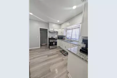 3233 W 52nd Street, Loveland, OH 44102 - Photo 8