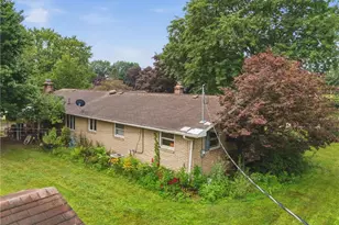 5266 Glenhaven Ave, Louisville, OH 44641 - Photo 8