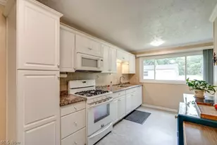 4033 State Rd, Akron, OH 44319 - Photo 10