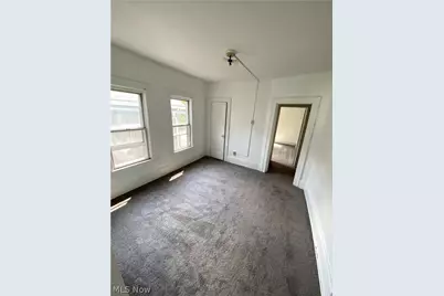1383 Curtis Street #2 up, Akron, OH 44301 - Photo 8