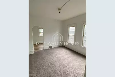 1383 Curtis Street #2 up, Akron, OH 44301 - Photo 6