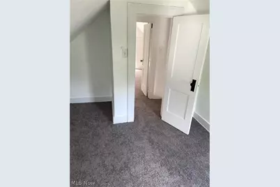 1383 Curtis Street #2 up, Akron, OH 44301 - Photo 16
