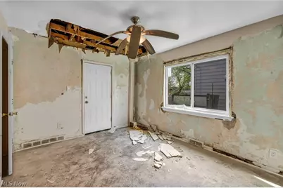 3069 E 67th Street, Loveland, OH 44127 - Photo 12