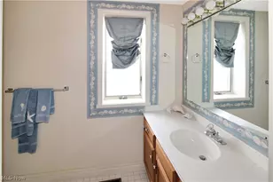 1909 E Harbor Rd, Port Clinton, OH 43452 - Photo 16