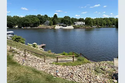 1047 Lode Star Drive, Roaming Shores, OH 44085 - Photo 4