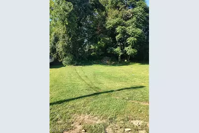 160 Neighbor Street, Newcomerstown, OH 43832 - Photo 2