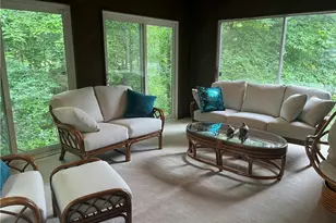 6800 Strathmore Dr, Valleyview, OH 44125 - Photo 12
