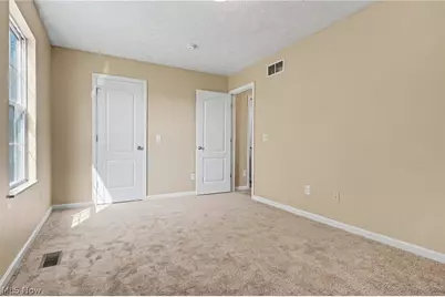 9598 Greenmeadow Road, Windham, OH 44288 - Photo 12