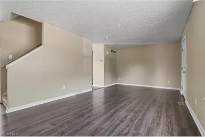 9598 Greenmeadow Road, Windham, OH 44288 - Photo 6