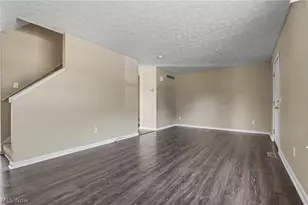 9598 Greenmeadow Rd, Windham, OH 44288 - Photo 6