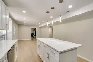 2758 Oak St, Willoughby Hills, OH 44094 - Photo 20