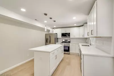 2758 Oak Street, Willoughby Hills, OH 44094 - Photo 18