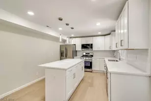 2758 Oak St, Willoughby Hills, OH 44094 - Photo 18