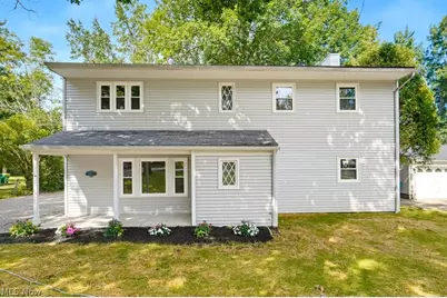 2758 Oak Street, Willoughby Hills, OH 44094 - Photo 1