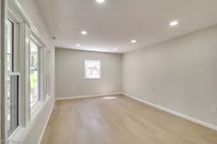 2758 Oak St, Willoughby Hills, OH 44094 - Photo 10
