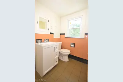 928 Delia Avenue, Akron, OH 44320 - Photo 24