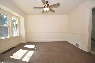 928 Delia Avenue, Akron, OH 44320 - Photo 12