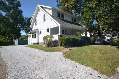 928 Delia Avenue, Akron, OH 44320 - Photo 2