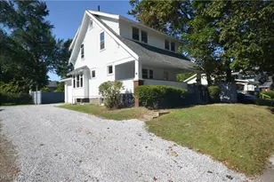 928 Delia Ave, Akron, OH 44320 - Photo 2