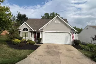581 Thornberry Ln, Brunswick, OH 44212 - Photo 2