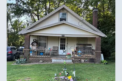 2806 3rd Street NE, Canton, OH 44704 - Photo 1