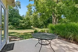1936 Pembrooke Ln, Avon, OH 44011 - Photo 34
