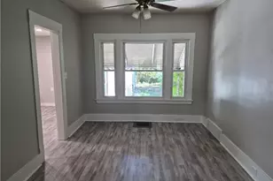 2095 W 103rd St, Loveland, OH 44102 - Photo 4