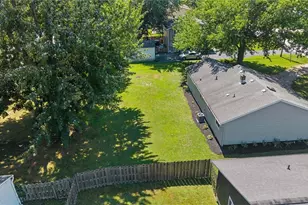 5599 Grove Ave, Mentor, OH 44060 - Photo 16