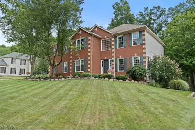 215 Beaumont Trail, Aurora, OH 44202 - Photo 2