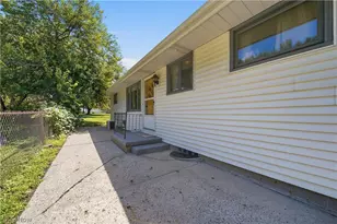 3304-3306 Beverly Ave NE, Canton, OH 44714 - Photo 22