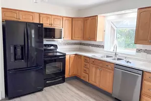 6727 Amsel Ave NE, Canton, OH 44721 - Photo 10