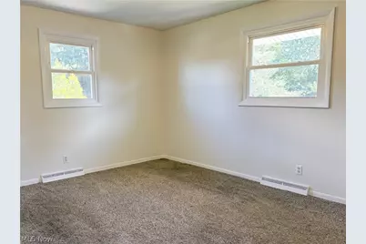 6727 Amsel Avenue NE, Canton, OH 44721 - Photo 24