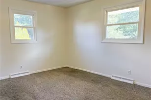 6727 Amsel Ave NE, Canton, OH 44721 - Photo 24