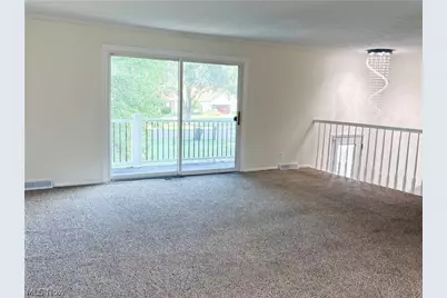 6727 Amsel Avenue NE, Canton, OH 44721 - Photo 4