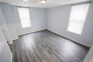 2166 W 93rd St, Loveland, OH 44102 - Photo 6