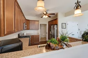 568 Hyannis Port Cir, Avon Lake, OH 44012 - Photo 10