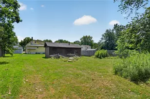 176 Stage Ave, Painesville, OH 44077 - Photo 14