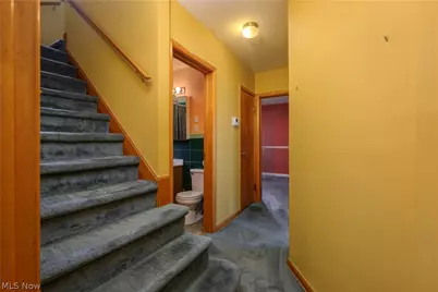 2035 Thornhill Drive, Akron, OH 44313 - Photo 14