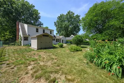 2035 Thornhill Drive, Akron, OH 44313 - Photo 38