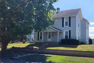 743 Pine St, Coshocton, OH 43812 - Photo 1