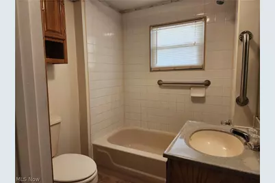 743 Pine Street, Coshocton, OH 43812 - Photo 8