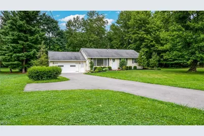 8860 Crackel Road, Chagrin Falls, OH 44023 - Photo 30