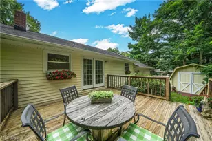8860 Crackel Rd, Chagrin Falls, OH 44023 - Photo 22