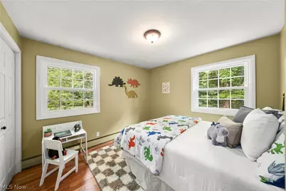 8860 Crackel Road, Chagrin Falls, OH 44023 - Photo 16
