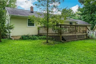 8860 Crackel Rd, Chagrin Falls, OH 44023 - Photo 28